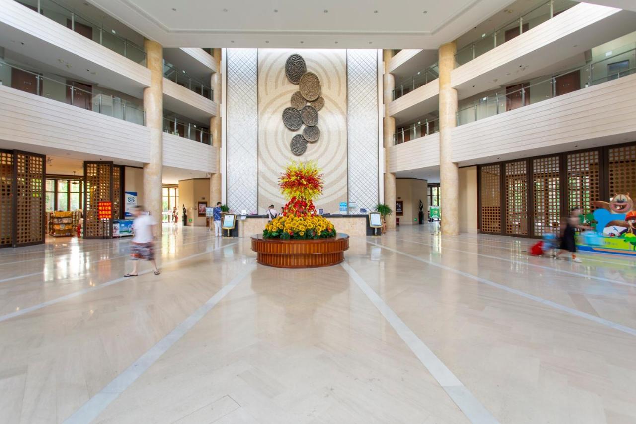 Sanya Seacube Holiday Hotel Exterior foto